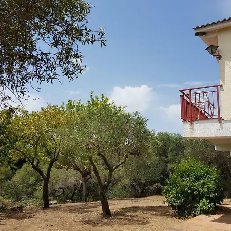 Casa de Férias Tarragona. Arboset. Paz Entre Mar Y Montana. A Solo 15 Minutos De La Playa *